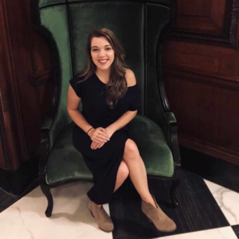 Meet your Posher, Emily